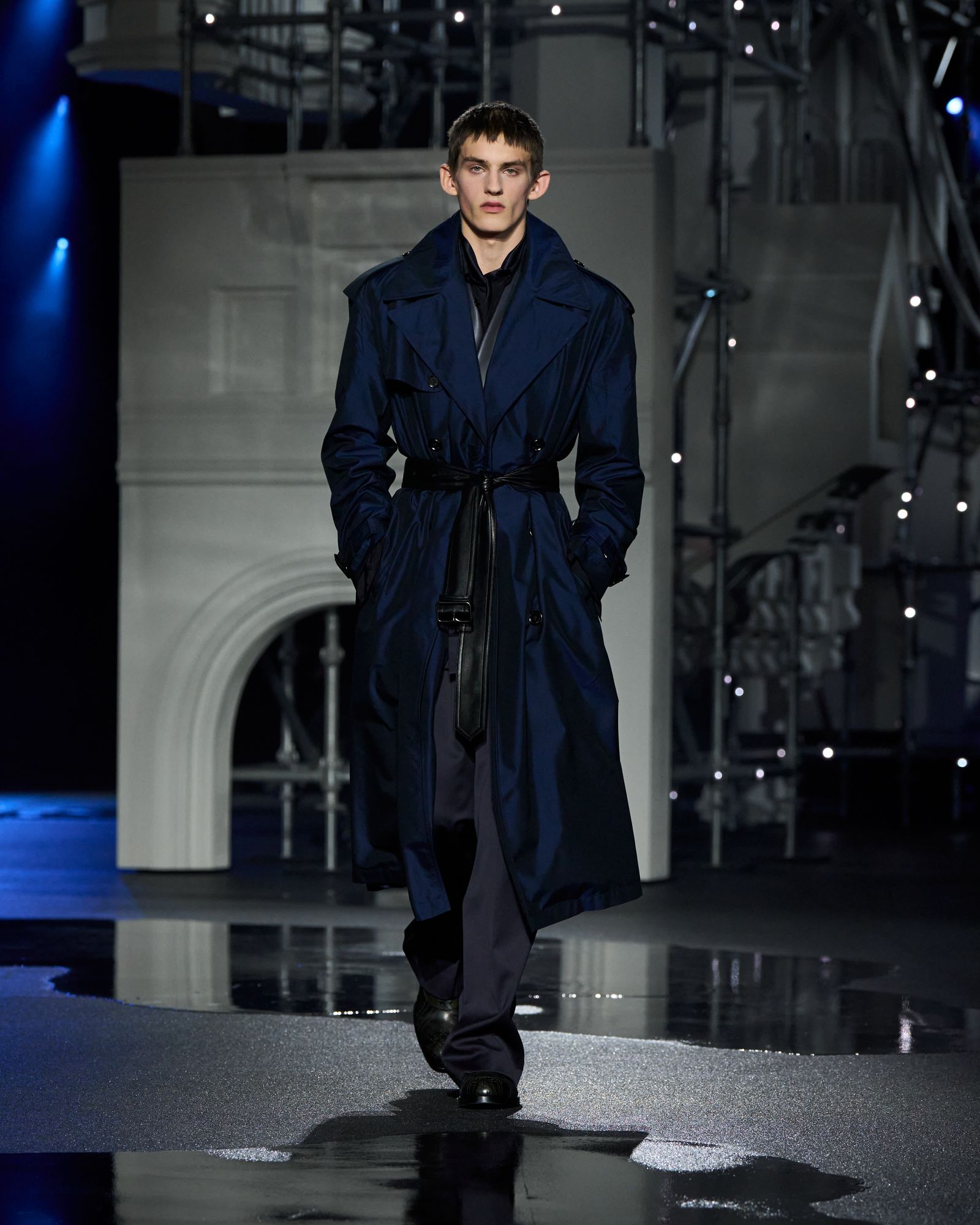 Burberry Showed What London After Dark Is Like | GQ Middle East